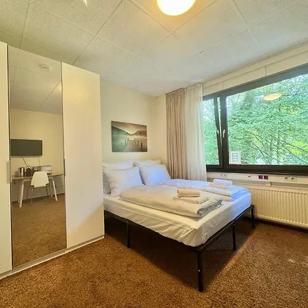 Guesthouse Guetersloh Apartment *